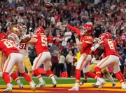 蜂鸟电竞-关于蒂姆回归赛场，精彩发挥首场状态亮眼，曼联观众沸腾！的信息